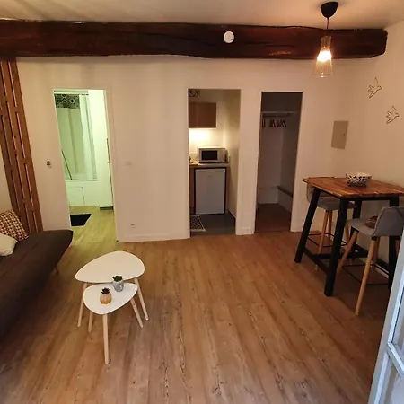 Independant 2 Personnes Apartment Auch